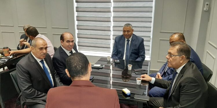 محمود بكري يتوسط مرشحي القائمة الوطنية من أجل مصر