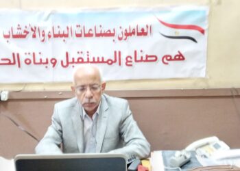 الشركات متعددة الجنسيات خطر على العمال.. قيادي باتحاد العمال يفجر مفاجأة