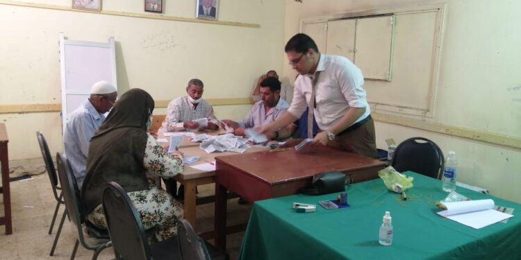 غلق لجان التصويت انتخابات إعادة النواب