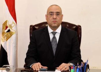 وزير الإسكان: إعداد مشروع دعم إدارة وتطوير المناطق المفتوحة في القاهرة