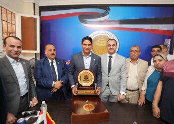 صعايدة بني سويف يطمئنون "أبو هشيمة" على مستقبل "الشعب الجمهوري" بالمحافظة