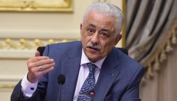 وزير التعليم يصل مكتبه استعدادًا لإعتماد نتيجة الثانوية العامة..بعد قليل