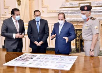 السيسي: إنشاء ١٠ جامعات جديدة علي مستوي الجمهورية