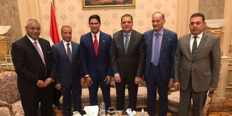 المستشار محمود عتمان الأمين العام لمجلس الشيوخ يستقبل الأعضاء الجدد