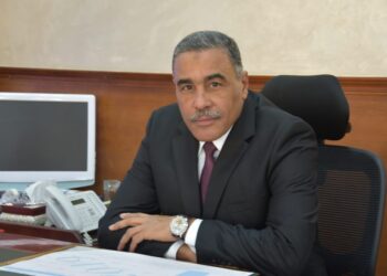 مصر معاكم…”محافظ مطروح” : فرص عمل للمصريين العائدين من ليبيا في مشروعات متنوعة