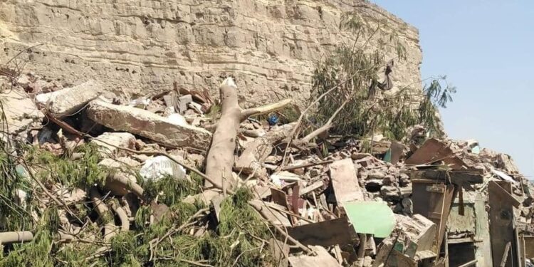 هل تتحرك الحكومة أو البرلمان لحماية مشردي منازل اسطبل عنتر بالقاهرة؟