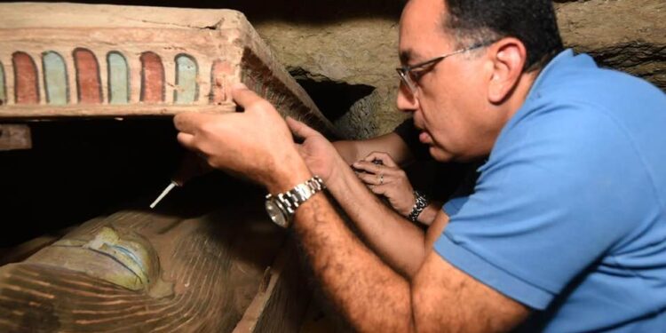 مصر التاريخ.. الإعلان عن كشف أثرى ضخم فى سقارة قريباً (صور)