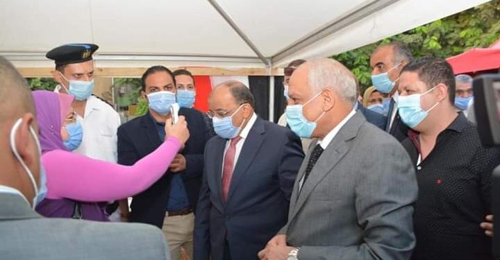 كله تمام.. وزير التنمية المحلية ومحافظ الجيزة بعد تفقد لجان بانتخابات مجلس النواب بالدقي والعجوزة