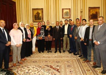 الأمين العام لمجلس الشيوخ يؤكد للصحفيين البرلمانيين تقديم كافة الامكانيات لتسهيل عملهم