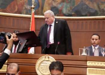 صور حية من جلسة مجلس الشيوخ .. ‎الفخراني وعبد العزيز يؤديان اليمين الدستورية