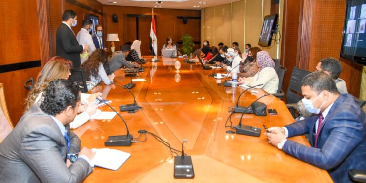 معاكم خطوة بخطوة.. “الهجرة”: فيديوهات للرد على استفسارات المصريين بالخارج بشأن “انتخابات النواب”