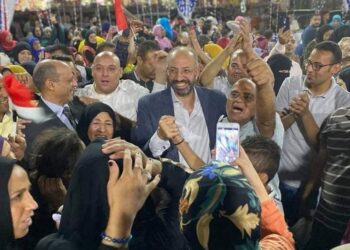 الدور الخدمي أهم.. حسام المندوه يطلق مبادرة “همك همنا” لأهالي بولاق الدكرور