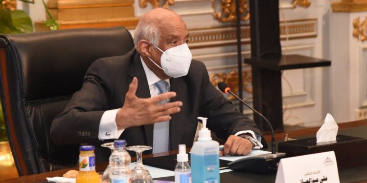 “الفلوس رجعت”..البرلمان يوافق على نقل أموال مجلس الشورى الملغى إلى “الشيوخ”