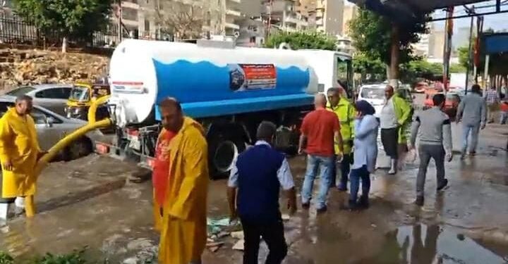 النائبة مي محمود تتابع أعمال شفط مياه الأمطار بشوارع الإسكندرية (فيديو)