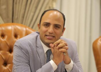 مصطفى الجمل: «كورونا» طرد ترامب من البيت الأبيض