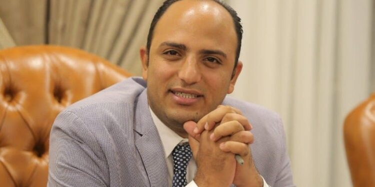مصطفى الجمل: «كورونا» طرد ترامب من البيت الأبيض
