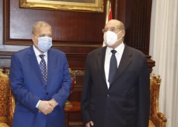 المستشار عبد الوهاب عبد الرازق يستقبل رئيس النيابة الإدارية لتقديم التهنئة