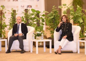 انطلاق أول ندوة حوارية ضمن فعاليات “مصر تستطيع بالصناعة”