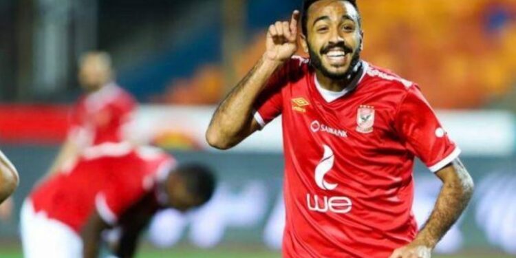 “اللاعب المشاغب”.. عقوبات بالجملة تنتظر محمود كهربا