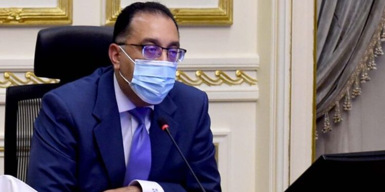 “سنطبق الغرامات”.. رئيس الوزراء يناشد المواطنين بارتداء الكمامة للوقاية من كورونا