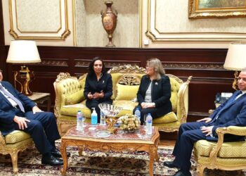 المستشار عبدالوهاب عبدالرازق رئيس مجلس الشيوخ يستقبل مايا مرسي رئيس المجلس القومي للمرأة