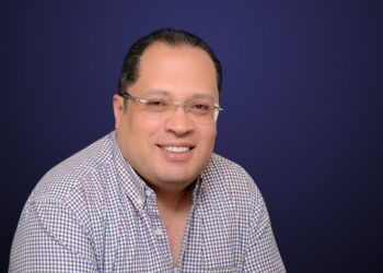 هاني لبيب متحدث إعلامي وحاتم بشات الأمين العام .. تغييرات جديدة بحزب المصريين الأحرار