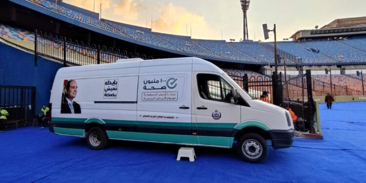 سيارات إسعاف ذاتية التعقيم تشارك في تأمين قمة الأهلى والزمالك.. “التفاصيل”.