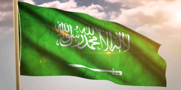 “هجوم إرهابي”.. مقذوف يصيب خزان وقود محطة بترول بمدينة جدة السعودية