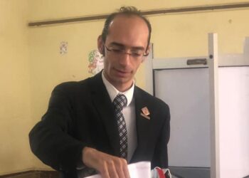 النائب محمد عزيز