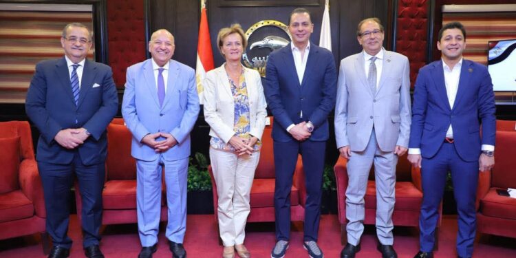 «مستقبل وطن» يستقبل سفيرة الاتحاد الأوروبي بالقاهرة