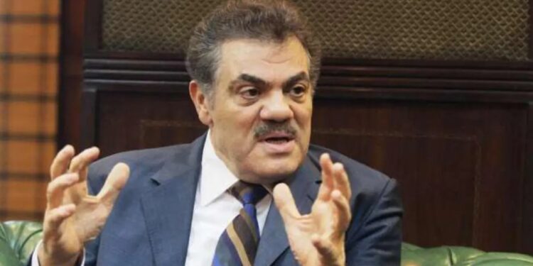 الوفد: استهداف مطار الخرطوم الدولي تقف خلفه أطراف إقليمية تسعى لتفكيك السودان