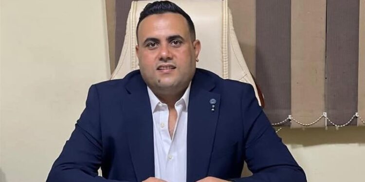 النائب مصطفى مزيرق يتقدم بطلب إحاطة بشأن أزمة معلمات رياض الأطفال المغتربات بسوهاج