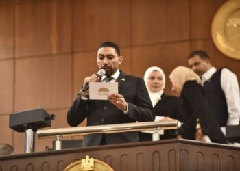 تحذير برلماني من سماعات مزروعة وكروت VIP قبل امتحانات الثانوية العامة