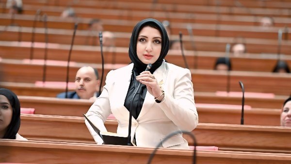 النائبة أماني أبو اليزيد تتقدم بطلب إحاطة بشأن تعزيز توافر الأدوية الأساسية وضمان استقرار أسعارها