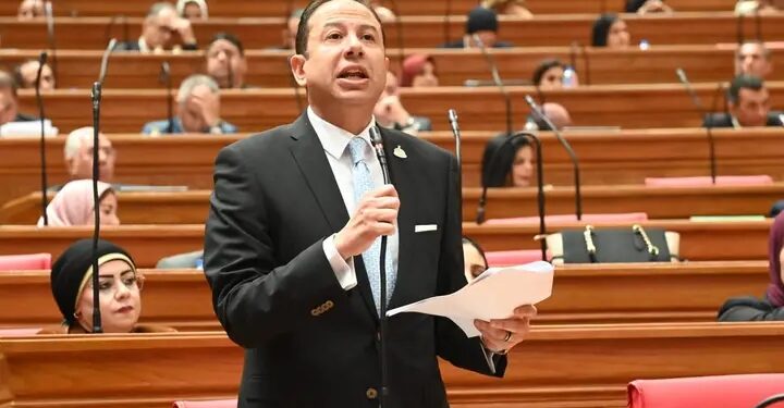 النائب حسن عمار: المصانع المصرية لا تزال أسيرة عقلية التسعينيات والتحول الذكي أصبح ضرورة وطنية