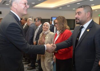 النائب أحمد رجب الشافعي يطرح علي وزير البترول توطين صناعة “البولي إيثر بوليول بمصر “.. ويؤكد: ستحقق صادرات سنوية 500 مليار دولار