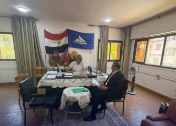النائب أمير الصديق يلتقي رئيس مدينة فارسكور لمناقشة مشروع الصرف الصحي الخاص بقرية الضهرة