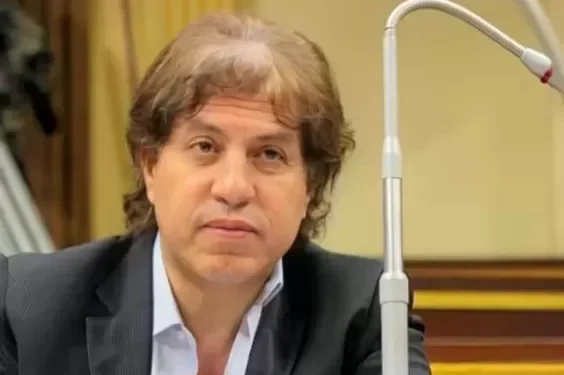بسبب إهانة أهالي الشرقية.. النائب ثروت سويلم يطالب بإقالة مصطفى كامل نقيب الموسيقيين ويتقدم ببلاغ ضده