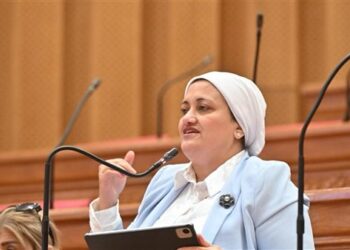 النائبة سناء السعيد تتقدم بسؤال برلماني لوزير الصحة بشأن عدم تشغيل وحدات “حياة كريمة” بكامل طاقتها ونقص الأطقم الطبية