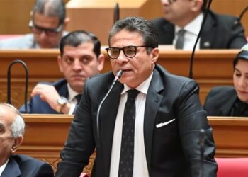 النائب طاهر الخولي يطالب بسرعة تنفيذ توصيات تعويضات أهالي عزبة خير الله في مصر القديمة