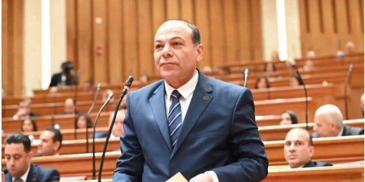 النائب عبدالله لاشين يتقدم ببيان عاجل بشأن صعوبة امتحان مادة الكيمياء لطلاب الثانوية العامة